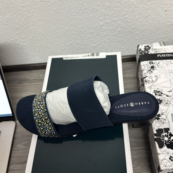 Karen Scott Edeth Dress Sandals - Picture 6 of 6